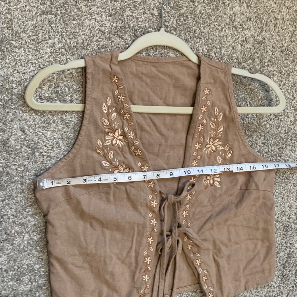 SHEIN Brown Embroidered Tie-Front Tank Top - Picture 6 of 7